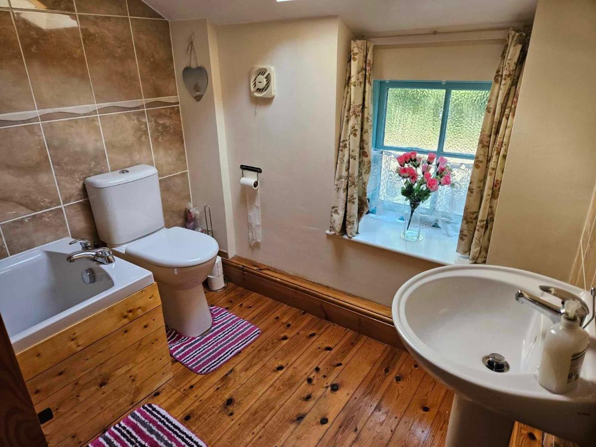 Rose Cottage - Cosy Cottage In Millers Dale บักซ์ตัน ภายนอก รูปภาพ